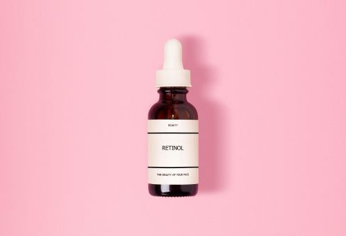 Jak bezpečně zařadit retinol do své rutiny